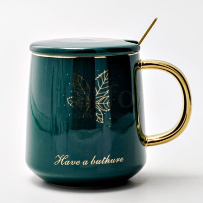 Кружка с крышкой и ложкой «Have a futhure» Форма: Royal Classics. Керамика. 400 мл.