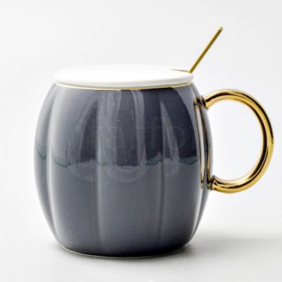 Кружка с крышкой и ложкой Темно-серая Royal Classics