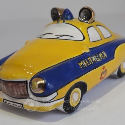Елочная игрушка «Милицейская машина» Майолика. 75 x 35 мм.