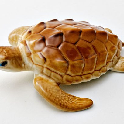 Скульптура Черепаха большая палевая