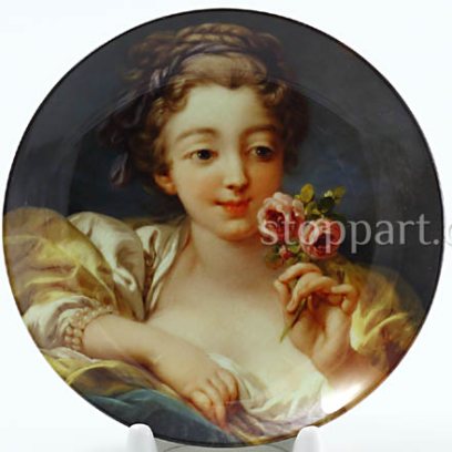 Декоративная тарелка Портрет девушки с веткой розы