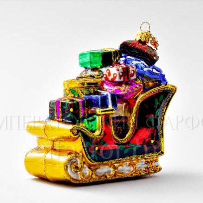 Елочная игрушка в подарочной коробке 210х130мм Сани с подарками и подушками