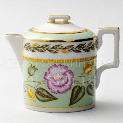 Сливочник Нефритовый фон Гербовая