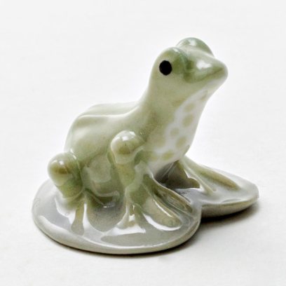Скульптура Лягушонок