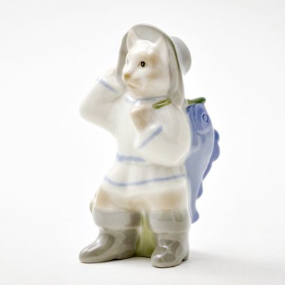 Скульптура Кот с рыбой Удача