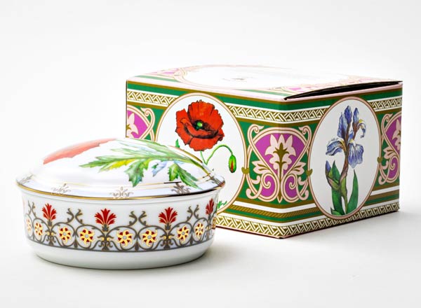 Туалетная коробочка в подарочной коробке Цветы и ягоды России. Мак восточный Круглая