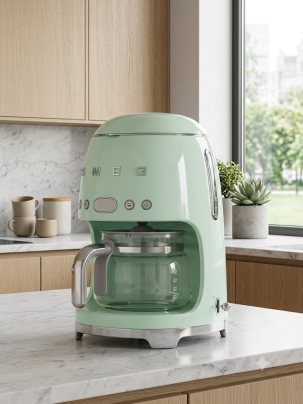 Капельная кофеварка SMEG DCF02PGEU, цвет пастельно-зеленый глянцевый