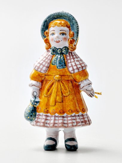 Елочная игрушка «Кукла» Форма: Кукла. Майолика. 57 x 115 мм.